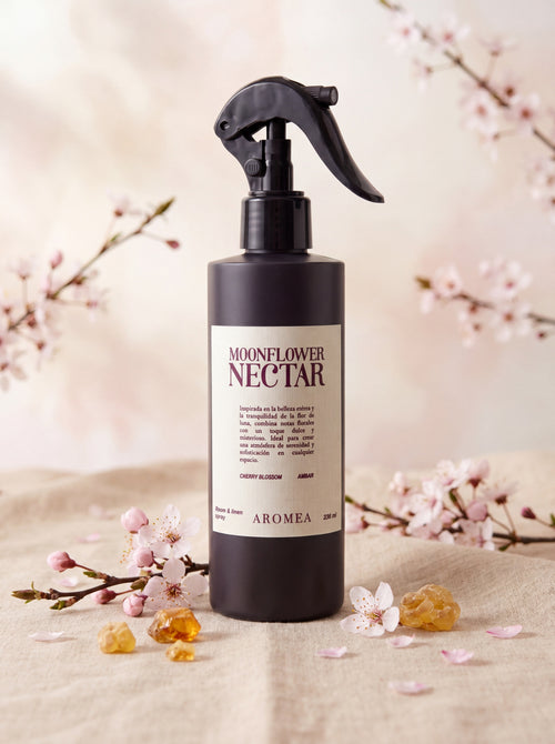 Spray Moonflower Nectar — Escena